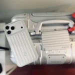 ⁦Premium Suitcase Phone Case (Aluminum)⁩ - الصورة ⁦4⁩