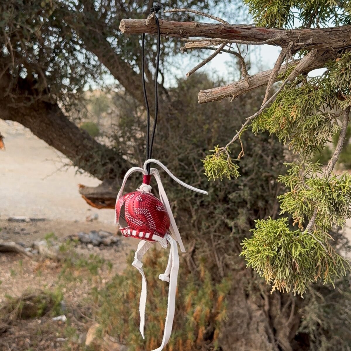 برقع الصقر Goyard Leather Charm - Image 4