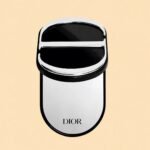⁦Dior (CD) Makeup Mirror Phone Accessory⁩ - الصورة ⁦5⁩